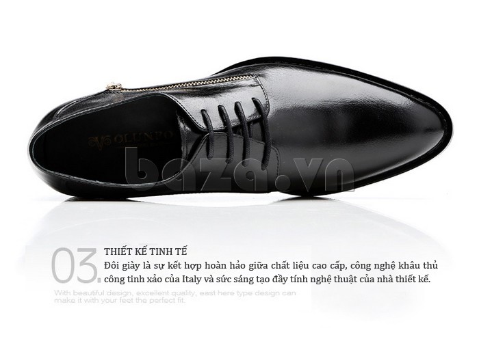 Đôi giày là sự kết hợp hoàn hảo giữa chất liệu cao cấp, công nghệ khâu tinh xảo và sức sáng tạo của NTK