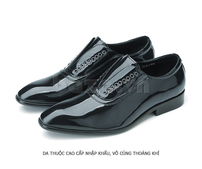 Giày da nam Olunpo QHT1435 thể hiện phong cách doanh nhân