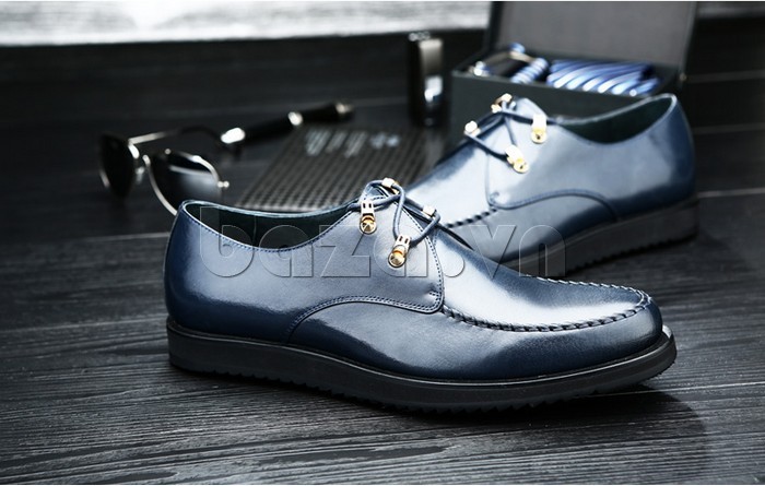 giày nam Olunpo QLXS1303 có thể tôn dáng giúp nam giới có chiều cao hạn chế\
