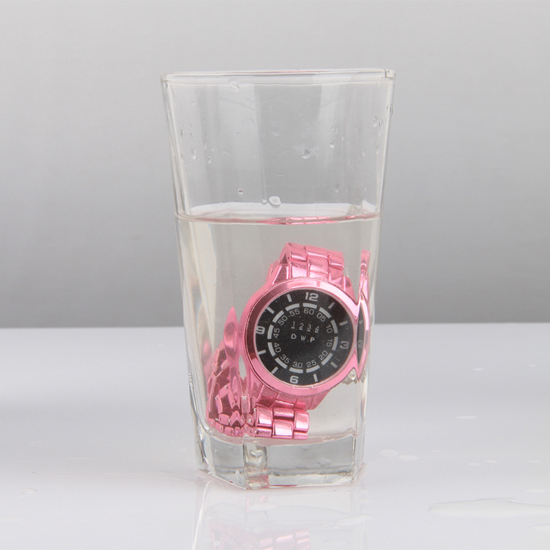 Đồng hồ nữ đèn Led TVG KM1201 chống nước hiệu quả